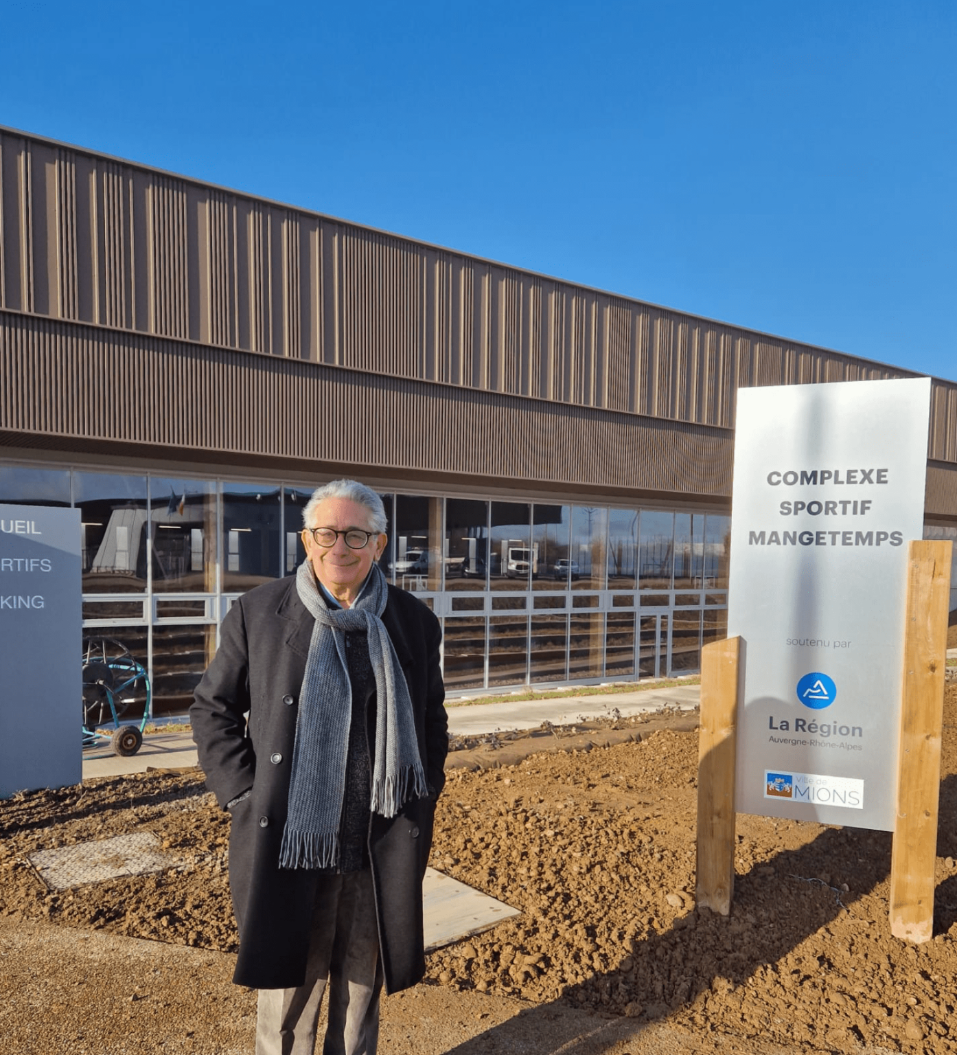 « On a voulu me décapiter » : le maire de Moins jette l’éponge après avoir été victime de « propos antisémites »