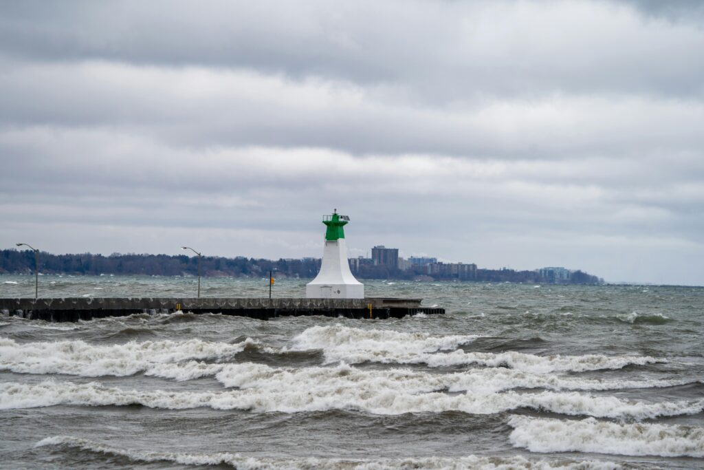 Alerte météo en France : vigilance jaune pour vent, neige, inondations et grand froid