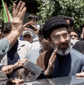 Iran : Mojtaba Khamenei succède à son père comme Guide suprême après la mort d’Ali Khamenei