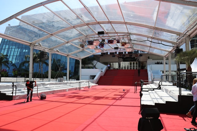 Canal+ peut-il mettre au ban 600 cinéastes ? La déclaration de Maxime Saada qui secoue Cannes