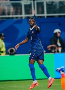 Coupe du monde 2026 : pourquoi la presse internationale qualifie la France d’équipe « la plus talentueuse » du Mondial