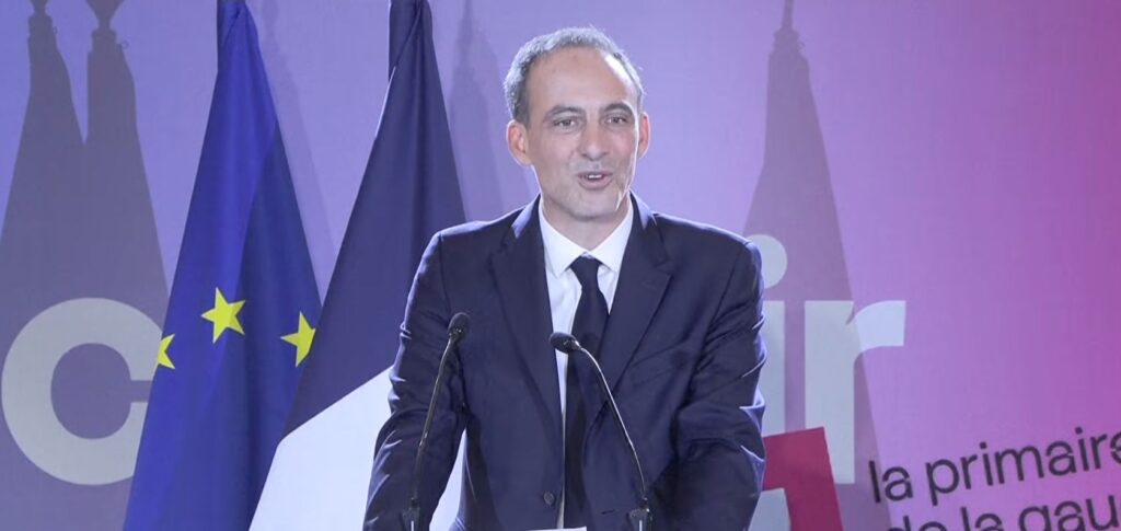 Présidentielle 2027 : ce que change la large victoire de Raphaël Glucksmann à la primaire de la gauche